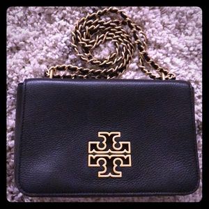 *Sold outside of PM*Tory Burch logo handbag